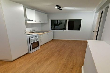 Photo of property in 30 The Drive, Tawa, Wellington, 5028