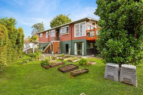 Photo of property in 30 Fitzwater Place, Henderson, Auckland, 0612