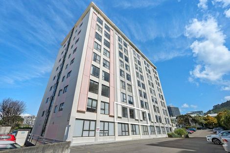 Photo of property in Hobson Court Flats, 13/70 Hobson Street, Thorndon, Wellington, 6011