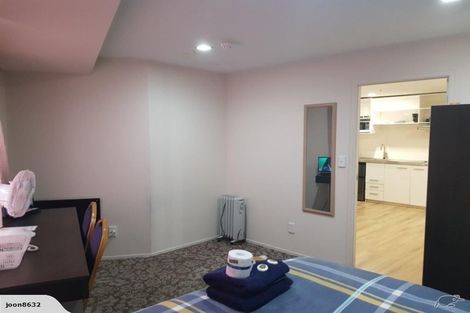Photo of property in Empire Apartments, 1327/21 Whitaker Place, Grafton, Auckland, 1010