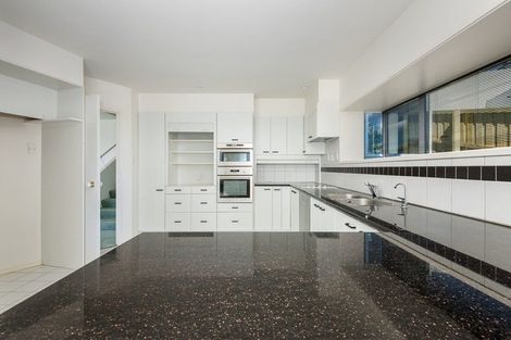 Photo of property in 1/2a Cracroft Terrace, Cashmere, Christchurch, 8022