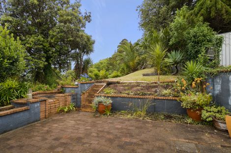 Photo of property in 9 Rangeview Road, Sunnyvale, Auckland, 0612
