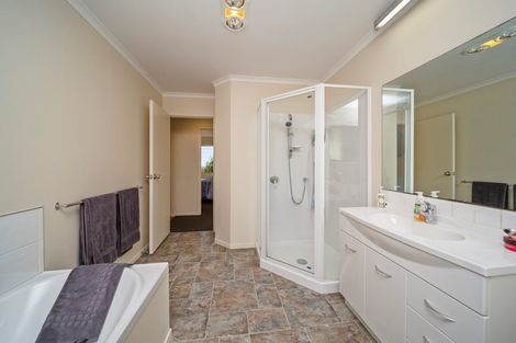 Photo of property in 34 Wharekauri Road, Mimi, Urenui, 4377