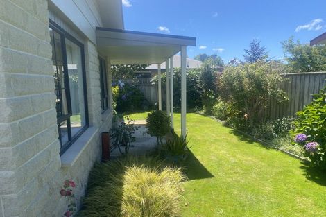 Photo of property in 2a Calder Place, Feilding, 4702