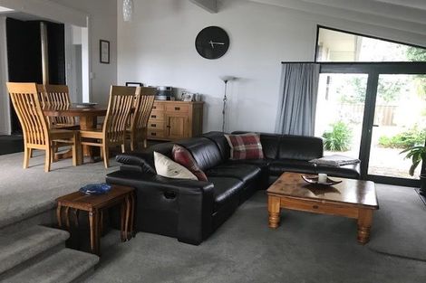 Photo of property in 6 Glenbank Road, Te Awanga, 4102