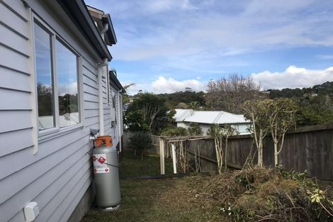 Photo of property in 20b Jellicoe Road, Murrays Bay, Auckland, 0630