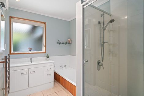 Photo of property in 1 Totara Terrace, Wanaka, 9305