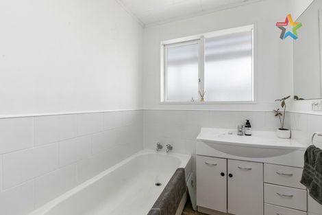 Photo of property in 13 Otira Grove, Kelson, Lower Hutt, 5010