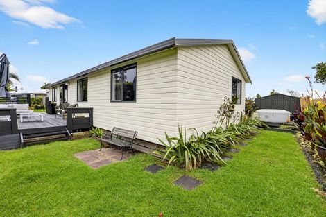 Photo of property in 203a Parkhurst Road, Parakai, 0830