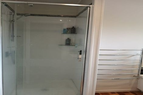 Photo of property in 2 Carrington Avenue, Hillcrest, Hamilton, 3216