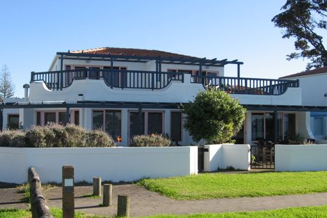 Photo of property in 1 Marine Parade, Orewa, 0931