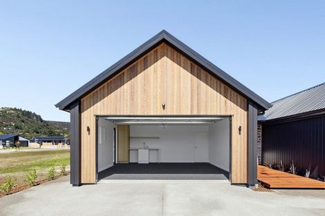 Photo of property in 14 Moonstone Street, Albert Town, Wanaka, 9305