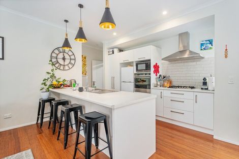 Photo of property in 7 Wells Place, Whitianga, 3510