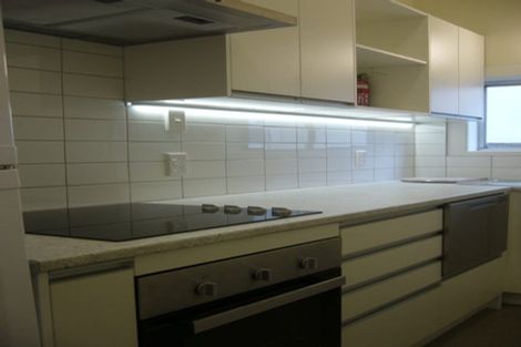 Photo of property in 4 Hawker Street, Mount Victoria, Wellington, 6011