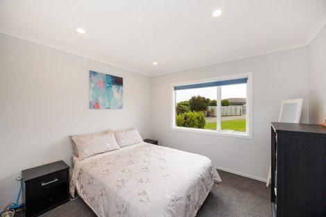 Photo of property in 13 Roots Street East, Feilding, 4702