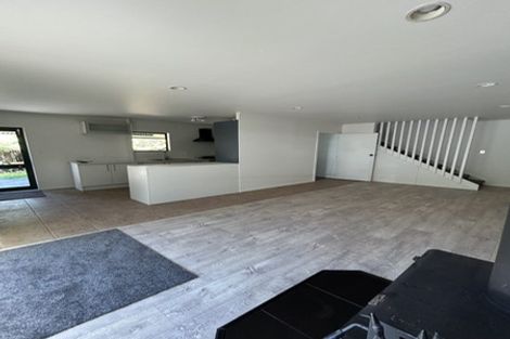 Photo of property in 58 Rauhuia Crescent, Parau, Auckland, 0604