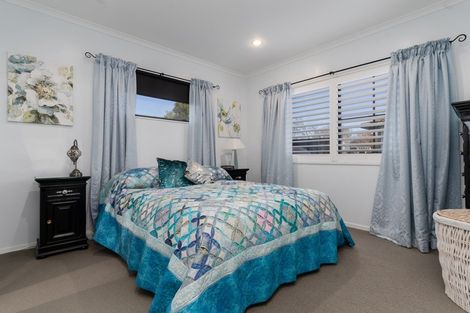 Photo of property in 26 Humphries Street, Greytown, 5712