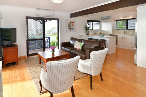 Photo of property in 462a Whangaparaoa Road, Stanmore Bay, Whangaparaoa, 0932