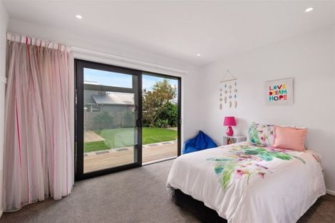 Photo of property in 39 Stoke Street, Sumner, Christchurch, 8081