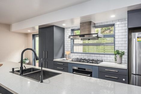 Photo of property in 54 Amesbury Drive, Churton Park, Wellington, 6037