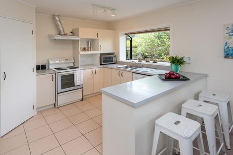 Photo of property in 2/2 Channing Crescent, Botany Downs, Auckland, 2010