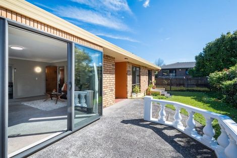 Photo of property in 17 Palomino Drive, Henderson, Auckland, 0612