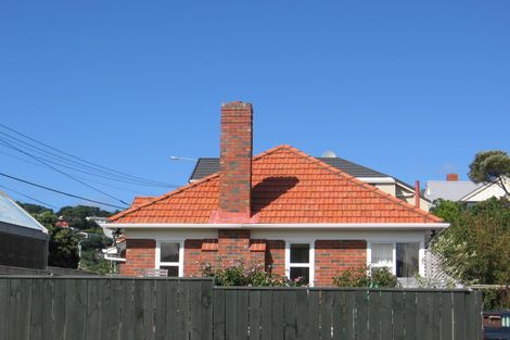 Photo of property in 28 The Quadrant, Miramar, Wellington, 6022