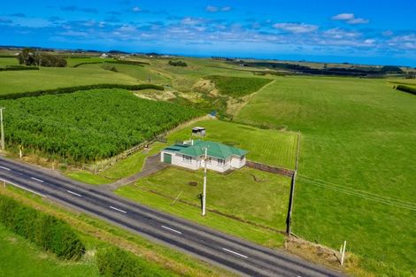 Photo of property in 253 Mawhitiwhiti Road, Normanby, Hawera, 4675
