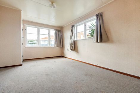 Photo of property in 8 Gardiner Place, Fairfield, Hamilton, 3214