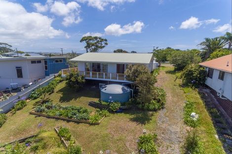 Photo of property in 16 De Surville Road, Karikari Peninsula, Kaitaia, 0483