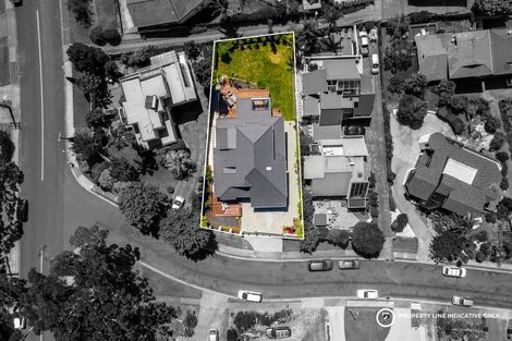 Photo of property in 4 Calypso Place, Rothesay Bay, Auckland, 0630