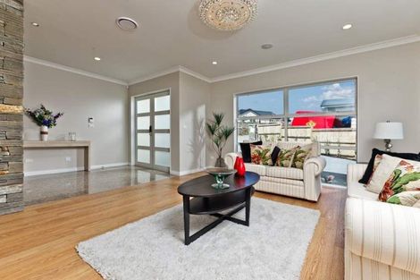 Photo of property in 16 Gumdigger Rise, Silverdale, 0932