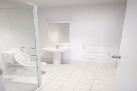 Photo of property in 4e/30 Westward Ho, Glen Eden, Auckland, 0602