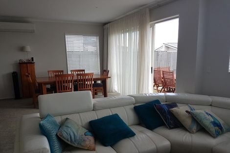 Photo of property in 35 Whenuapai Drive, Whenuapai, Auckland, 0618