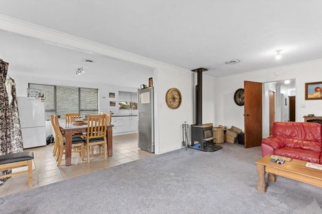 Photo of property in 7 Hickford Place, Okato, 4335