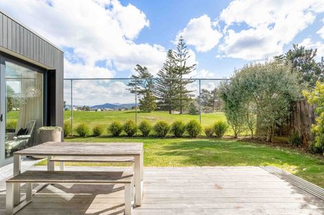 Photo of property in 33 Oceanair Drive, Pauanui, Hikuai, 3579