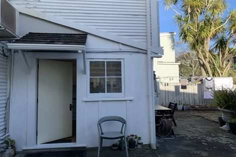 Photo of property in 208 The Terrace, Wellington Central, Wellington, 6011