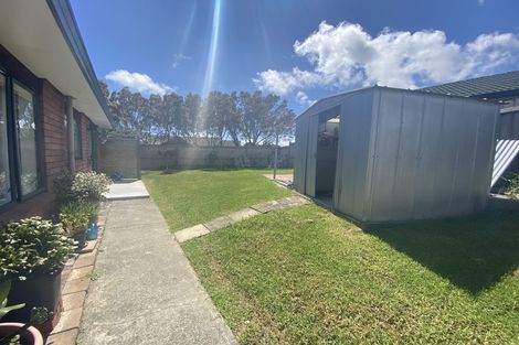 Photo of property in 23 Elderberry Road, Burswood, Auckland, 2013