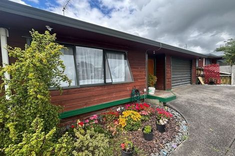 Photo of property in 32b Puriri Road, Pukekohe, 2120