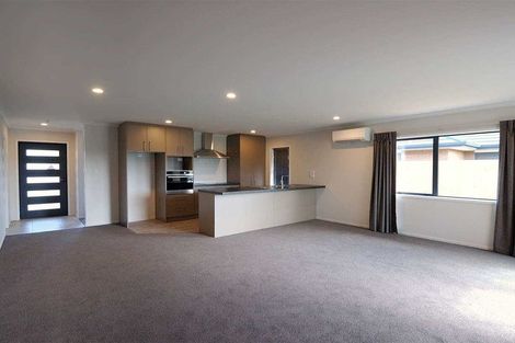 Photo of property in 12 Lambies Street, Marshland, Christchurch, 8083