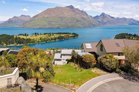 Photo of property in 15 Manchester Place, Queenstown, 9300