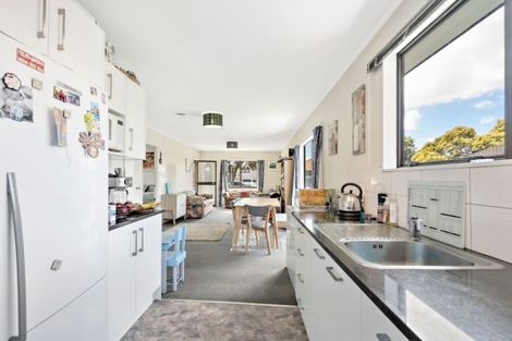 Photo of property in 2/70 Palmers Road, Clendon Park, Auckland, 2103