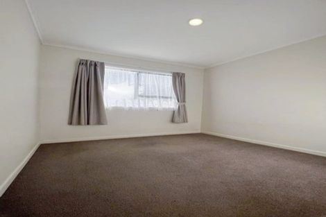 Photo of property in 16 Holland Road, Hillcrest, Auckland, 0627