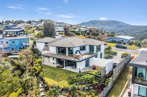 Photo of property in 91 Centennial Drive, Whitianga, 3510