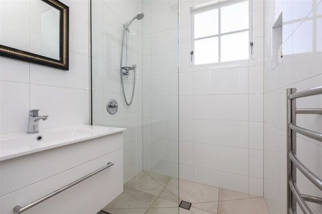 Photo of property in 34 Beverley Street, St Albans, Christchurch, 8014