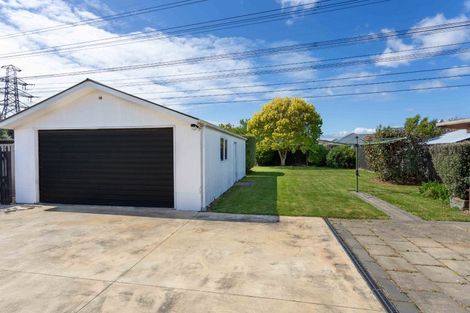 Photo of property in 5 Stackhouse Avenue, Bishopdale, Christchurch, 8053