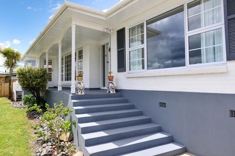 Photo of property in 27 Hinton Avenue, Forest Lake, Hamilton, 3200