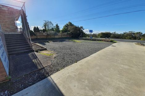 Photo of property in 306 East Coast Road, Forrest Hill, Auckland, 0620