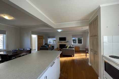 Photo of property in 35 Alma Road, Milford, Auckland, 0620