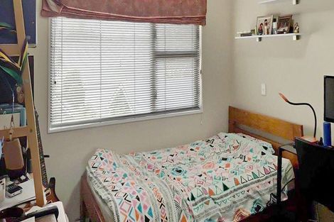 Photo of property in 17 Fuller Grove, Woburn, Lower Hutt, 5010